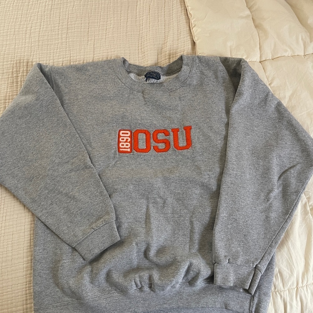 Vintage OSU embroidered crewneck woman’s size large